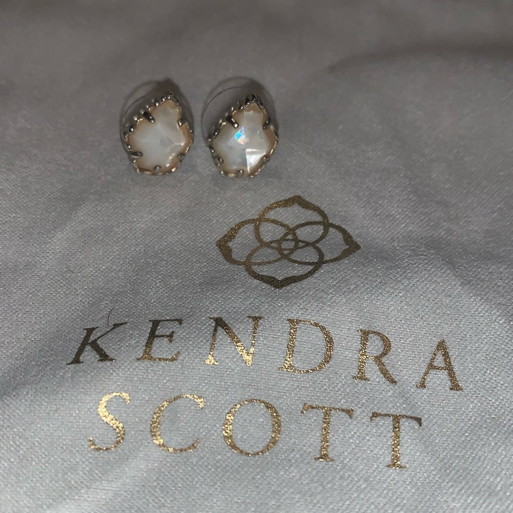 kendra scott earrings